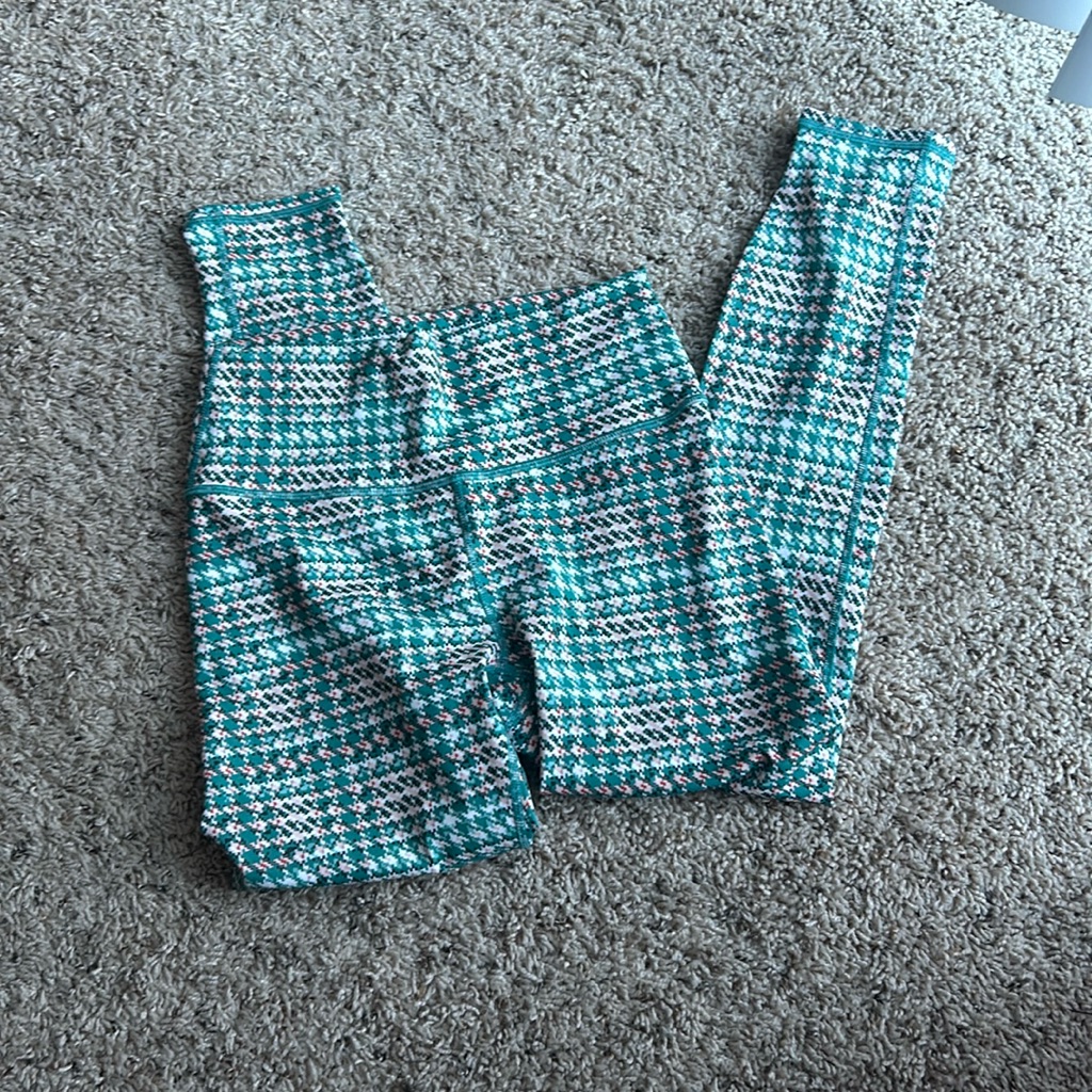 Fabletics Cropped Pants